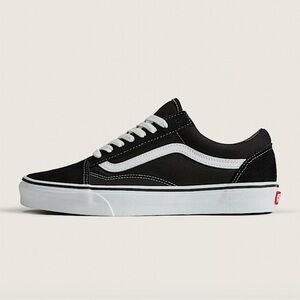 Vans Old Skool Sneakers – Black/White – Women’s Size 6 – Gently Used